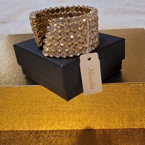 Sparkly Crystals Bracelet. Gold tone. Adjustable. Natasha.
